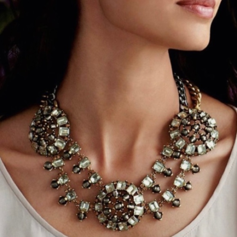 Stella & Dot Estate Bib Necklace